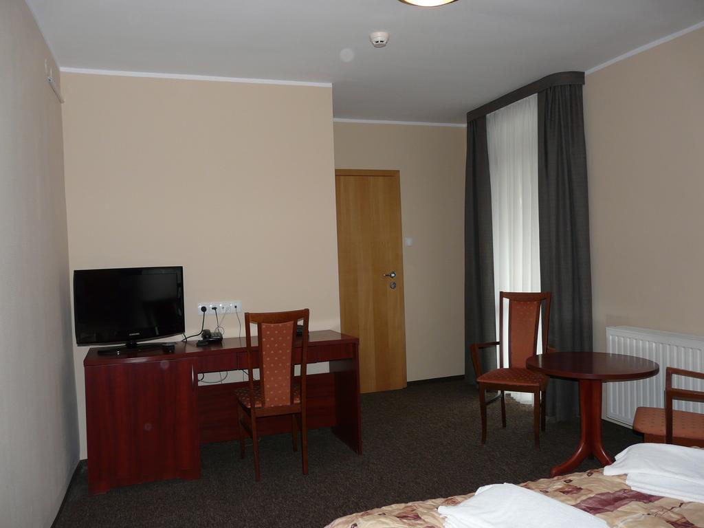 Golecin Noclegi Poznań Quarto foto